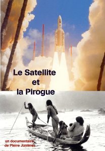 voix_off_le_satellite_et_la_pirogue
